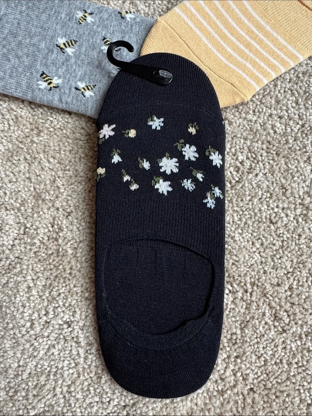Old Navy No-Show Sneaker Socks - Black, Gray, Yellow (3-Pack)